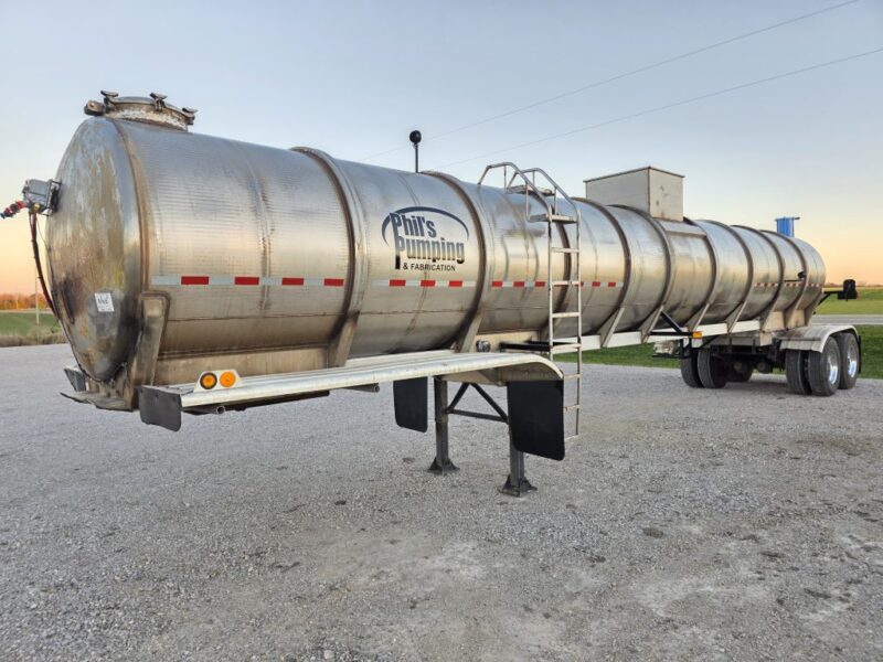 U-4826 1997 Beall 6700 Gallon Stainless Steel Semi Tanker