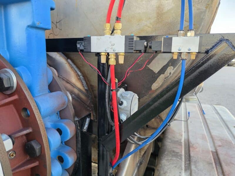 U-4826 1997 Beall 6700 Gallon Stainless Steel Semi Tanker