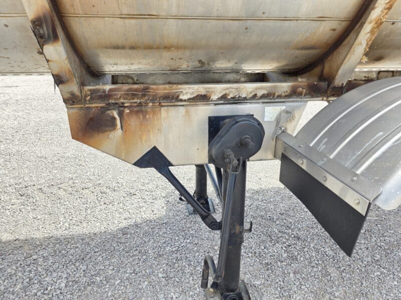 U-4825 1998 Polar 7000 Gallon Stainless Steel Semi Tanker