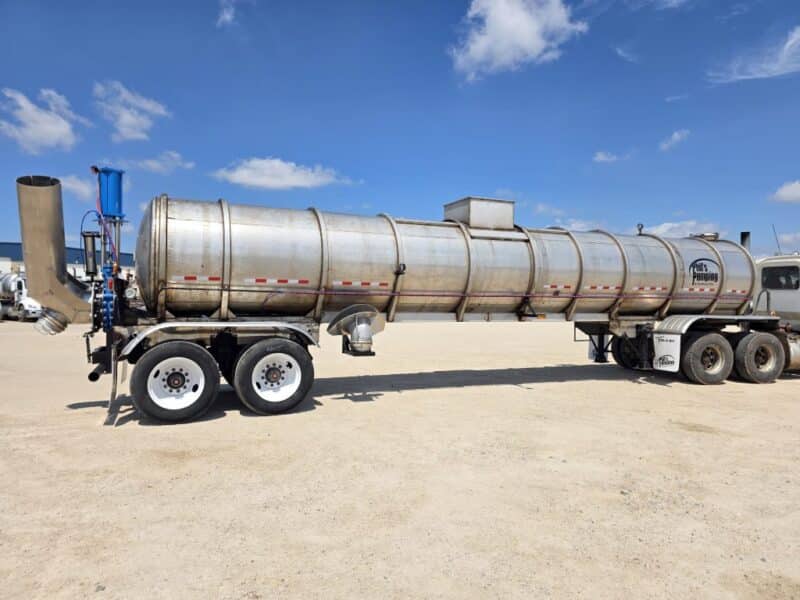 U-4825 1998 Polar 7000 Gallon Stainless Steel Semi Tanker