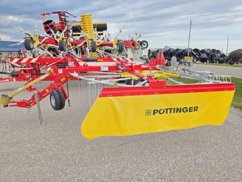 Pottinger Top 462A 15′ Rake