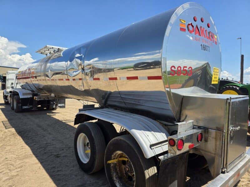 U-276 1991 Walker 6200 Gallon Stainless Steel Semi Tanker