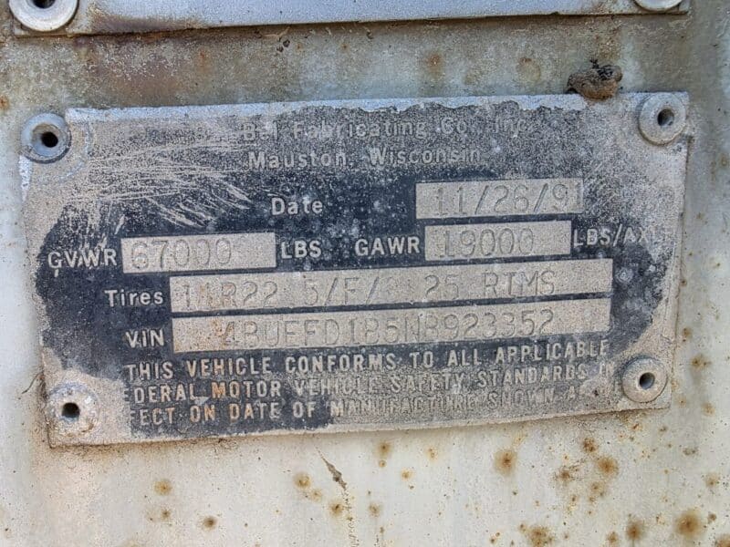 T-65 1991 Barbel 6550 Gallon Stainless Steel Semi Tanker