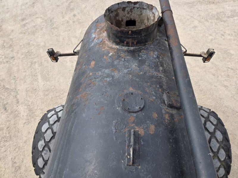 6,000 Gallon Balzer Tanker with Top Spread Splash Pan