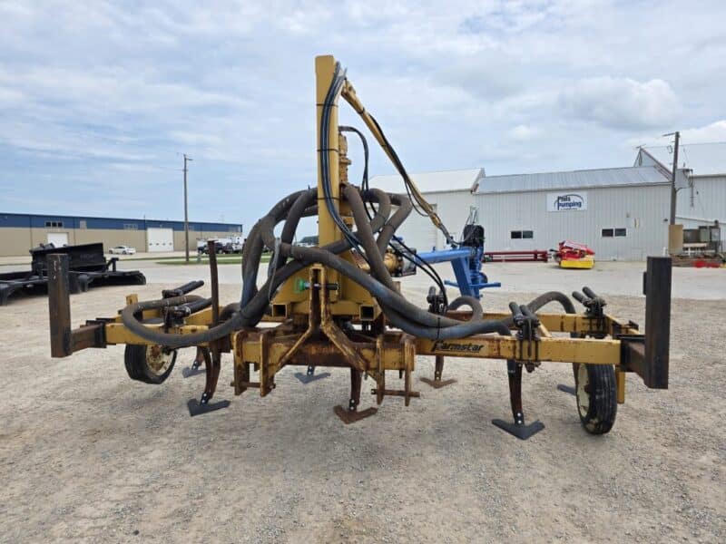 15′ Toolbar with 7 Shanks 6″ Stinger (Flowmeter Sold Separately)
