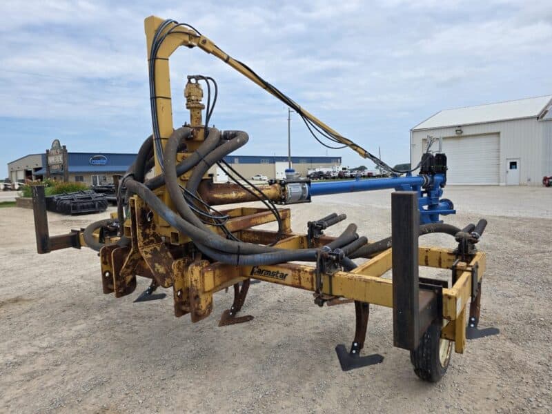 15′ Toolbar with 7 Shanks 6″ Stinger (Flowmeter Sold Separately)