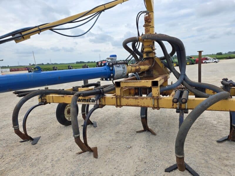 15′ Toolbar with 7 Shanks 6″ Stinger (Flowmeter Sold Separately)