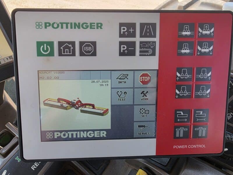 Only Used 412 Hours. Pottinger Novacat V10000 RC Triple Mower with 351 Alpha Motion Front Mower