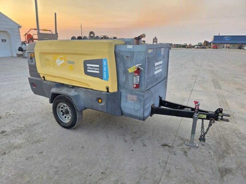 AC-97 400 CFM 2017 Atlas Copco John Deere Engine Air Compressor
