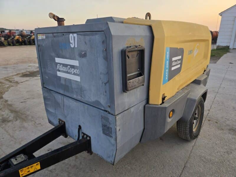 AC-97 400 CFM 2017 Atlas Copco John Deere Engine Air Compressor