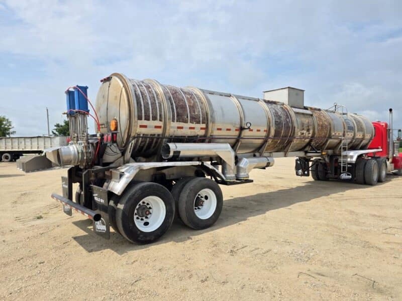 U-276 1991 Walker 6200 Gallon Stainless Steel Semi Tanker