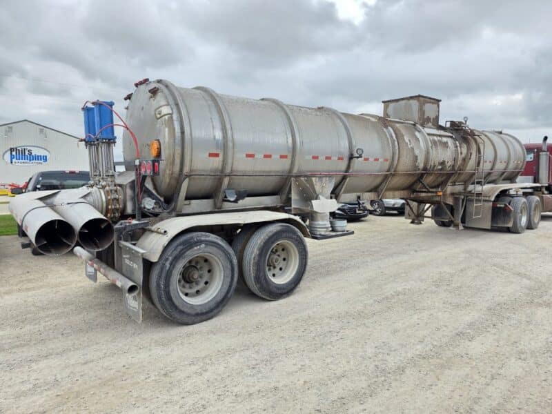 T-65 1991 Barbel 6550 Gallon Stainless Steel Semi Tanker