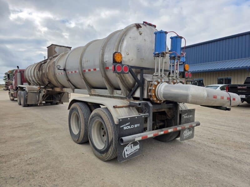 T-65 1991 Barbel 6550 Gallon Stainless Steel Semi Tanker