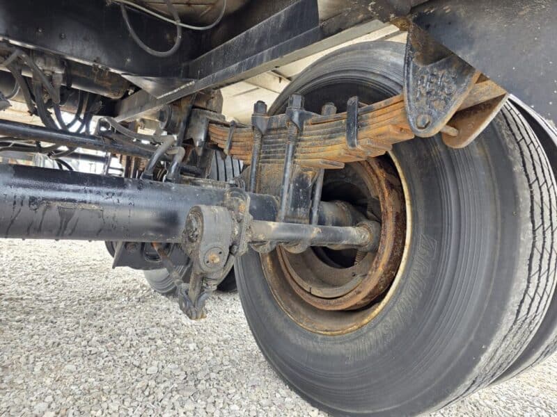 U-4827 1988 STE 7000 Gallon Stainless Steel Semi Tanker