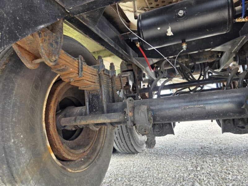 20″ Swivel Tube T-149 1988 STE 7000 Gallon Stainless Steel Semi Tanker