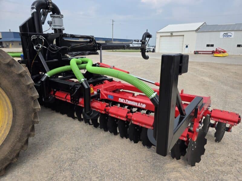 New Phil’s 28′ Pottinger Terradisc with 8″ HD Frame & Stinger