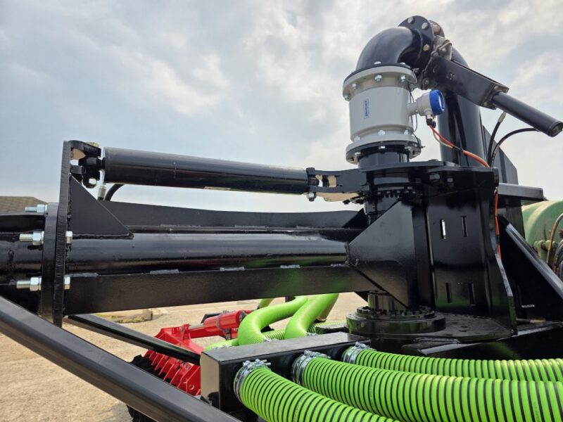 New Phil’s 28′ Pottinger Terradisc with 8″ HD Frame & Stinger