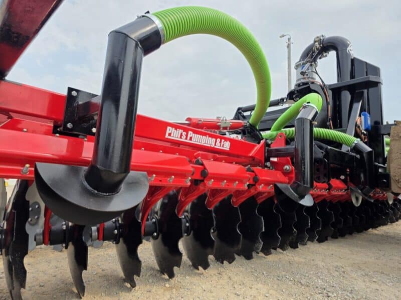 New Phil’s 28′ Pottinger Terradisc with 8″ HD Frame & Stinger