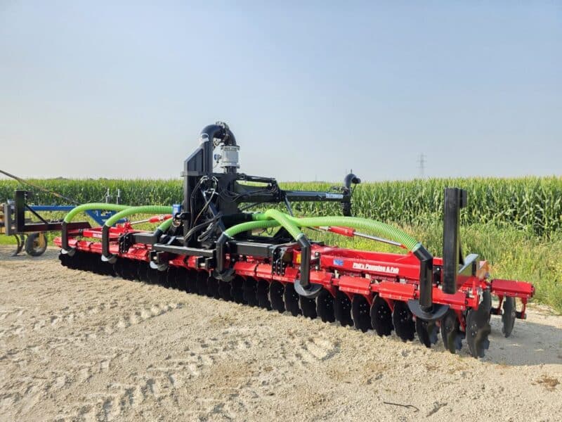 New Phil’s 28′ Pottinger Terradisc with 8″ HD Frame & Stinger