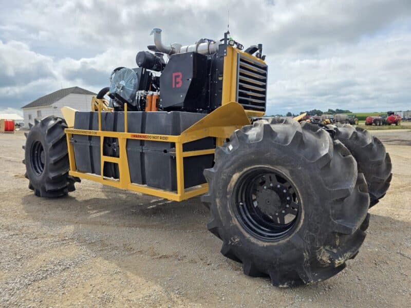 2025 Bazooka FarmStar Wolverine w. 6.8L John Deere 300 HP