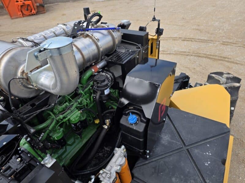 2025 Bazooka FarmStar Wolverine w. 6.8L John Deere 300 HP