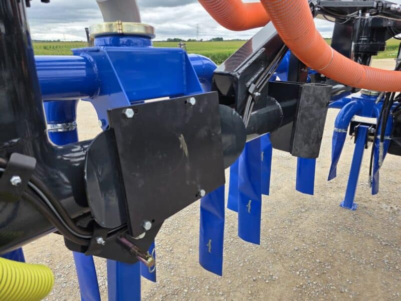 New 48′ Dribble Bar w. H.D. 8″ Stinger w. Mini Manifolds to 4″ Hoses
