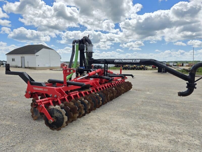 Phil’s Pumping 20′ Pottinger Disc Manure Incorporator w. 6″ Swing pipe