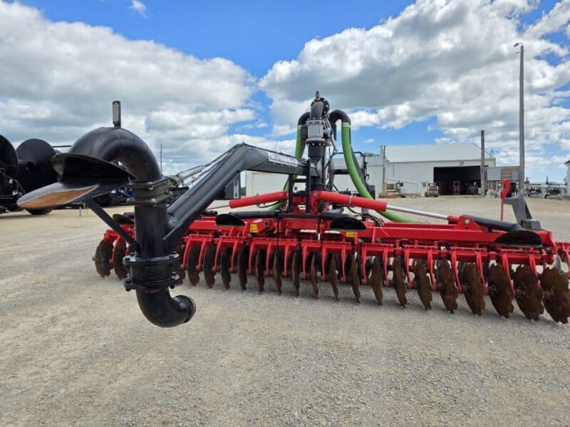 Phil’s Pumping 20′ Pottinger Disc Manure Incorporator w. 6″ Swing pipe