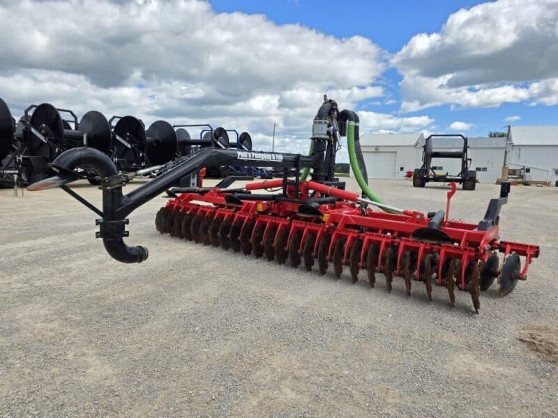 Phil’s Pumping 20′ Pottinger Disc Manure Incorporator w. 6″ Swing pipe