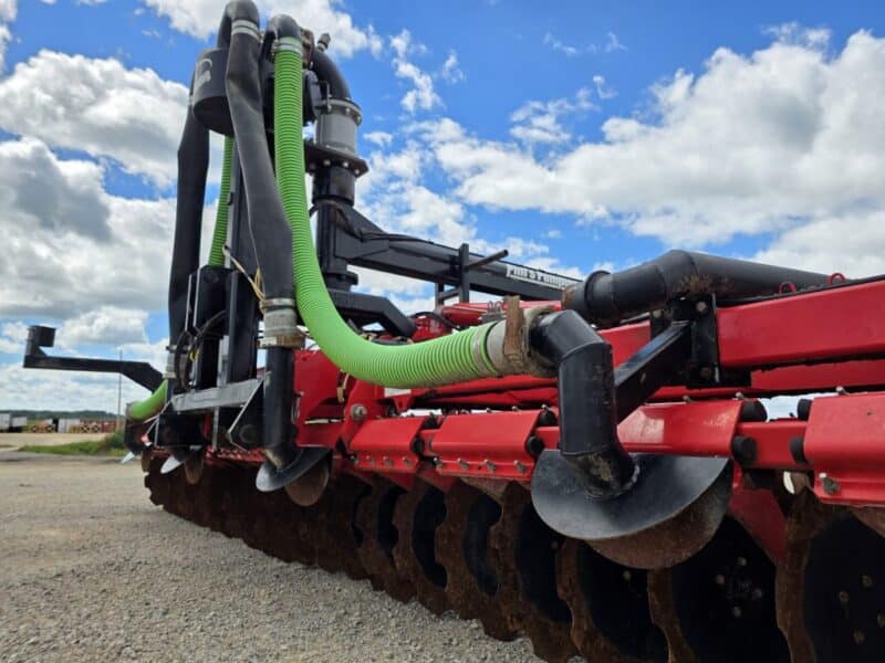 Phil’s Pumping 20′ Pottinger Disc Manure Incorporator w. 6″ Swing pipe