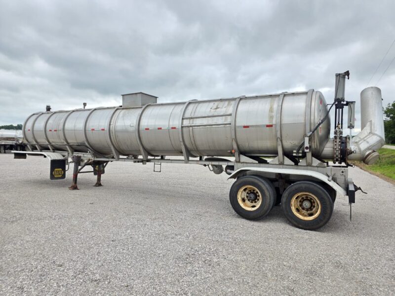 U-4831 1980 STE 6500 Gallon Stainless Steel Semi Tanker