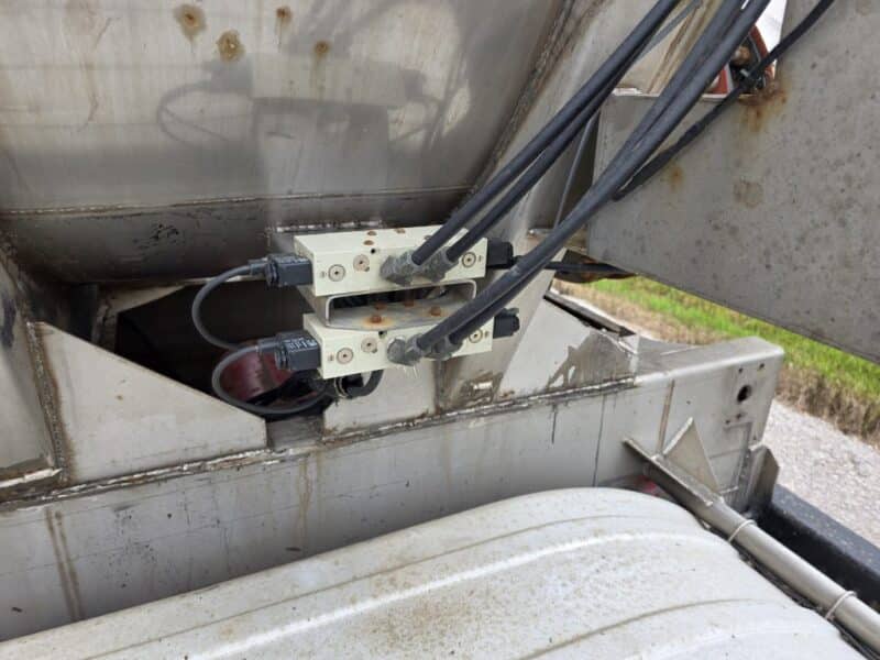 U-4831 1980 STE 6500 Gallon Stainless Steel Semi Tanker
