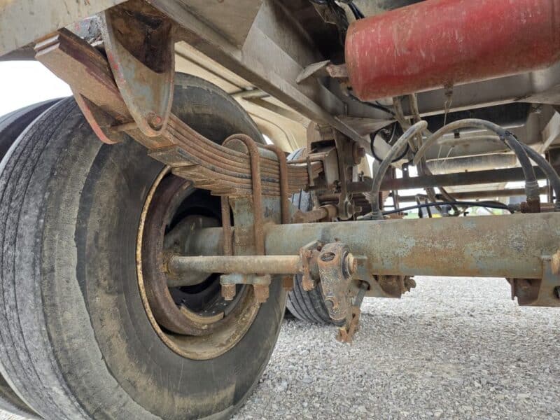 U-4831 1980 STE 6500 Gallon Stainless Steel Semi Tanker