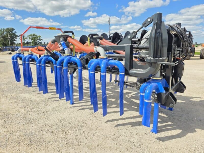 New 48′ Dribble Bar w. H.D. 8″ Stinger w. Mini Manifolds to 4″ Hoses