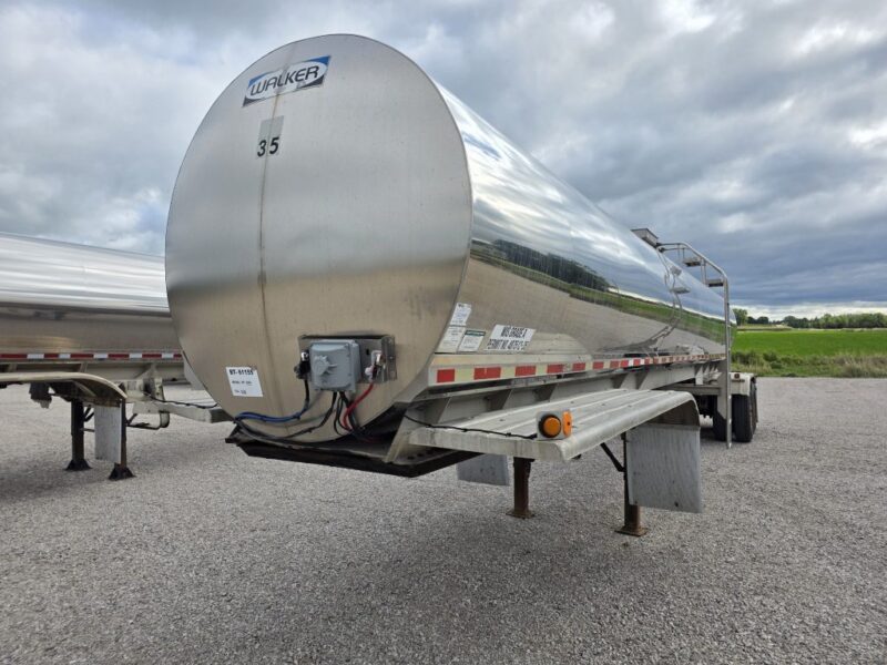 #35 2000 Walker 6250 Gallon Stainless Steel Semi Tanker