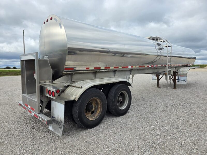 #35 2000 Walker 6250 Gallon Stainless Steel Semi Tanker