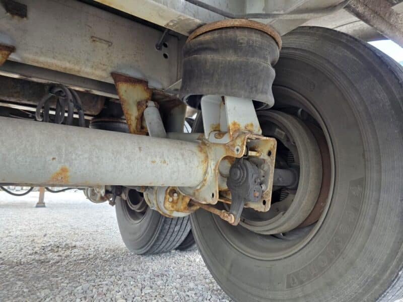 #31 1990 Walker 6200 Gallon Stainless Steel Semi Tanker