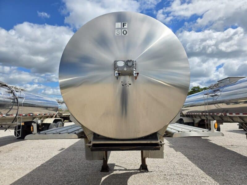 #30 1990 Walker 6200 Gallon Stainless Steel Semi Tanker