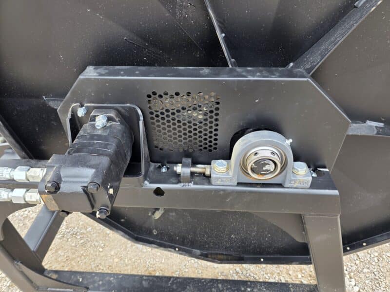 Phil’s Mini 3pt Rotator 5 Hose Reel Holds 1320′ of 6″
