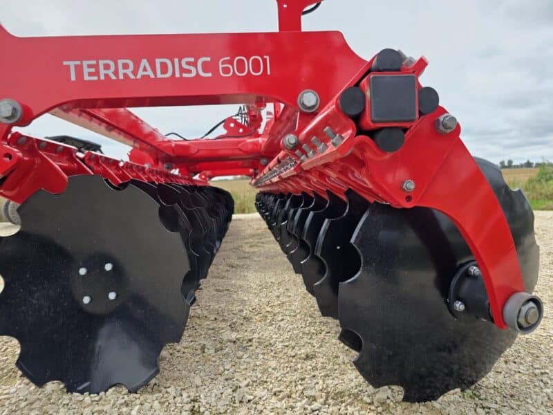 20′ Pottinger TerraDisc 6001K