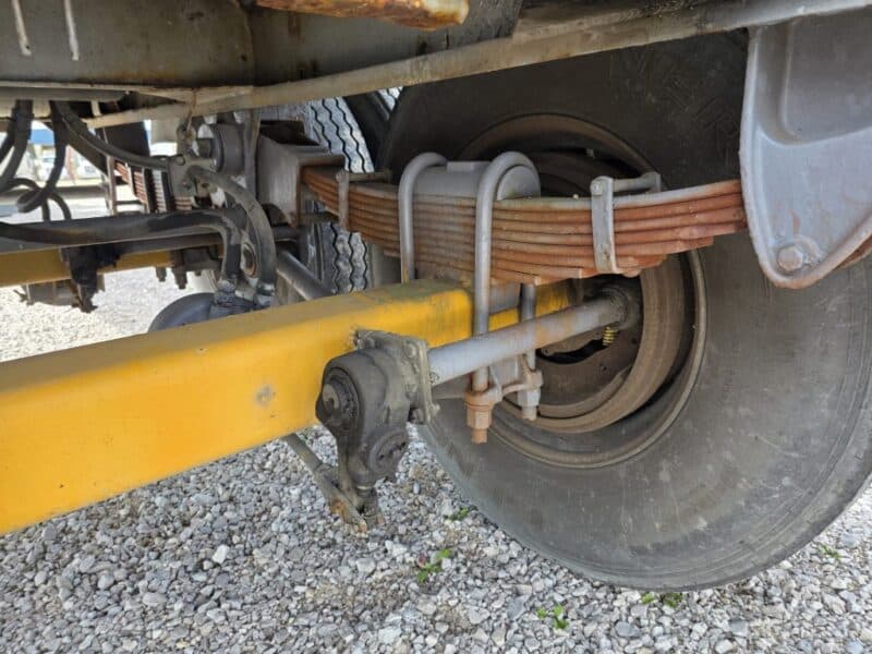 U-4832 1989 Sunshine 7000 Gallon Stainless Steel Semi Tanker