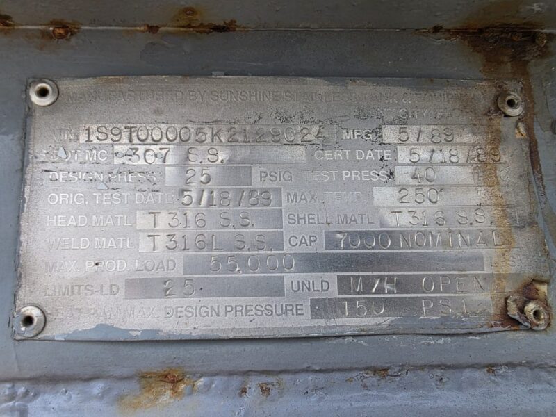 U-4832 1989 Sunshine 7000 Gallon Stainless Steel Semi Tanker
