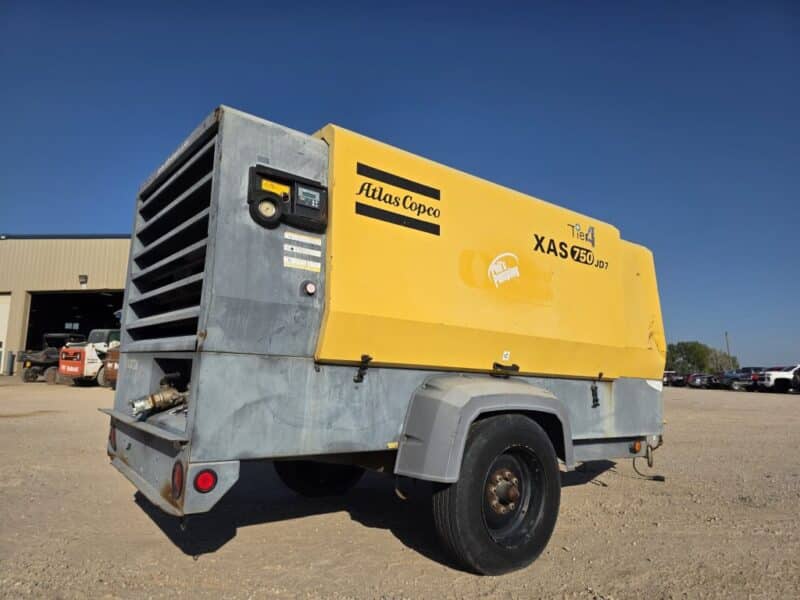 AC-102 750 CFM 2012 Atlas Copco 6.8L John Deere Engine Air Compressor