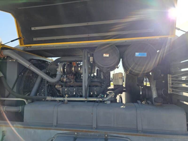 AC-102 750 CFM 2012 Atlas Copco 6.8L John Deere Engine Air Compressor