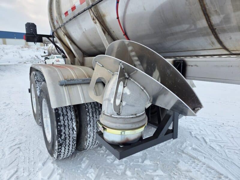 U-4832 1989 Sunshine 7000 Gallon Stainless Steel Semi Tanker