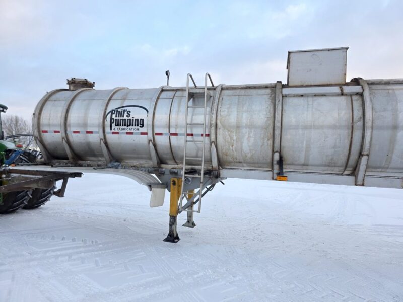 U-4832 1989 Sunshine 7000 Gallon Stainless Steel Semi Tanker