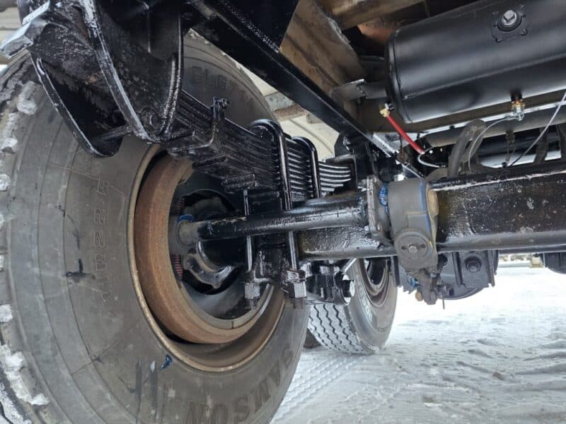 U-4832 1989 Sunshine 7000 Gallon Stainless Steel Semi Tanker