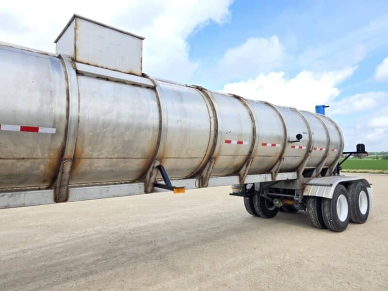 20″ Swivel Tube U-4834 1993 Kroehnert 7200 Gallon Stainless Steel Semi Tanker