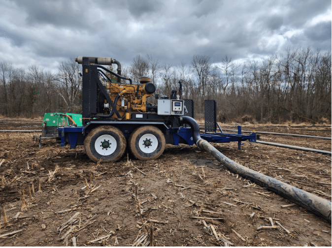 Dragline manure pumping equipment from Phil’s operating in the field for efficient nutrient application.
