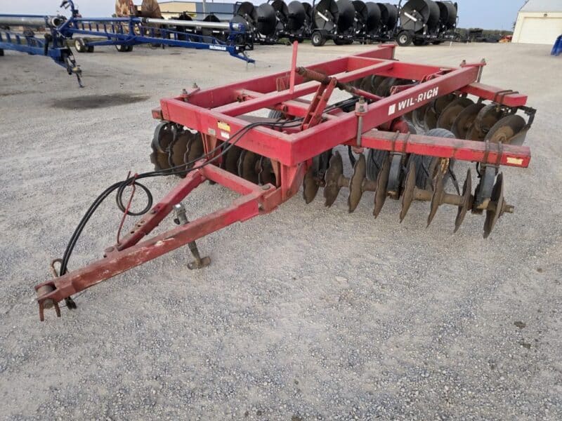 Wil-Rich 12′ 6″ Offset Disk. Hydraulic Lift Dual Implement Tires.